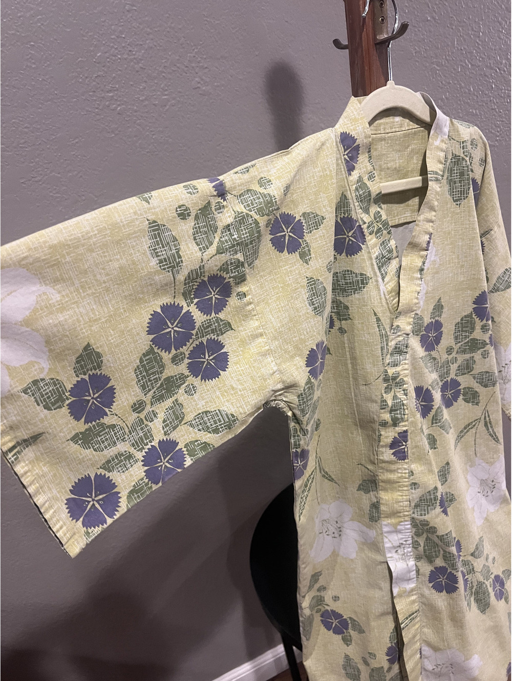 Child’s Japanese Yukata Style Closed Robe Dress Large Floral Yellow Green Purple